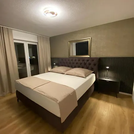 Sunset-vodice 沃迪切